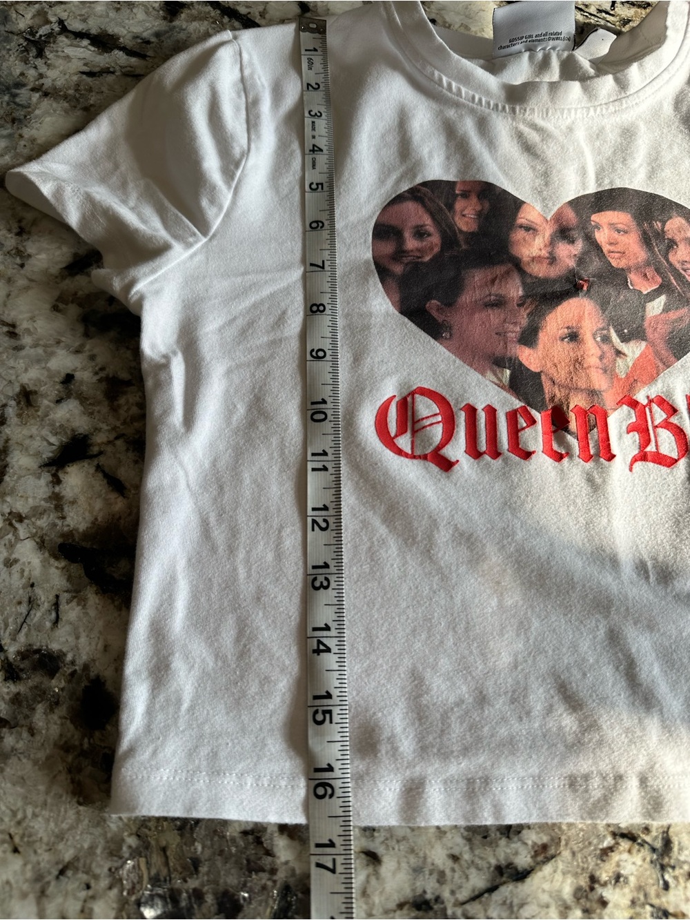 Gossip Girl Queen Blair Waldorf Graphic Crop Top Tee Medium White Heart Photo - Picture 5 of 6